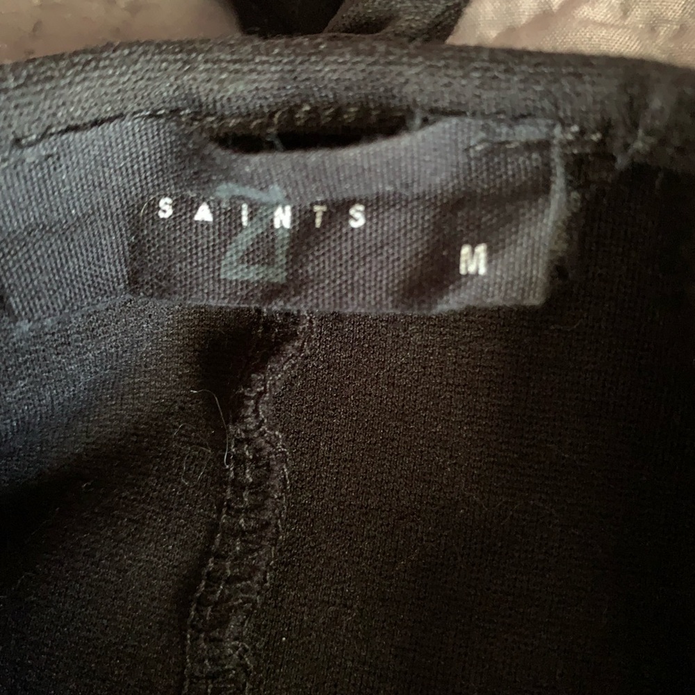 Woman’s black Vest and pants set - Picture 8 of 8